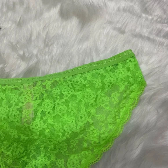 Very Sexy Victoria's Secret Lace Bra and Panty Set - Black and Neon Green